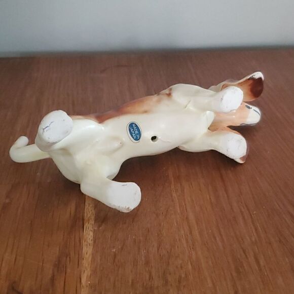 Porcelain Basset Hound Dog Figurine  - Picture 4 of 6